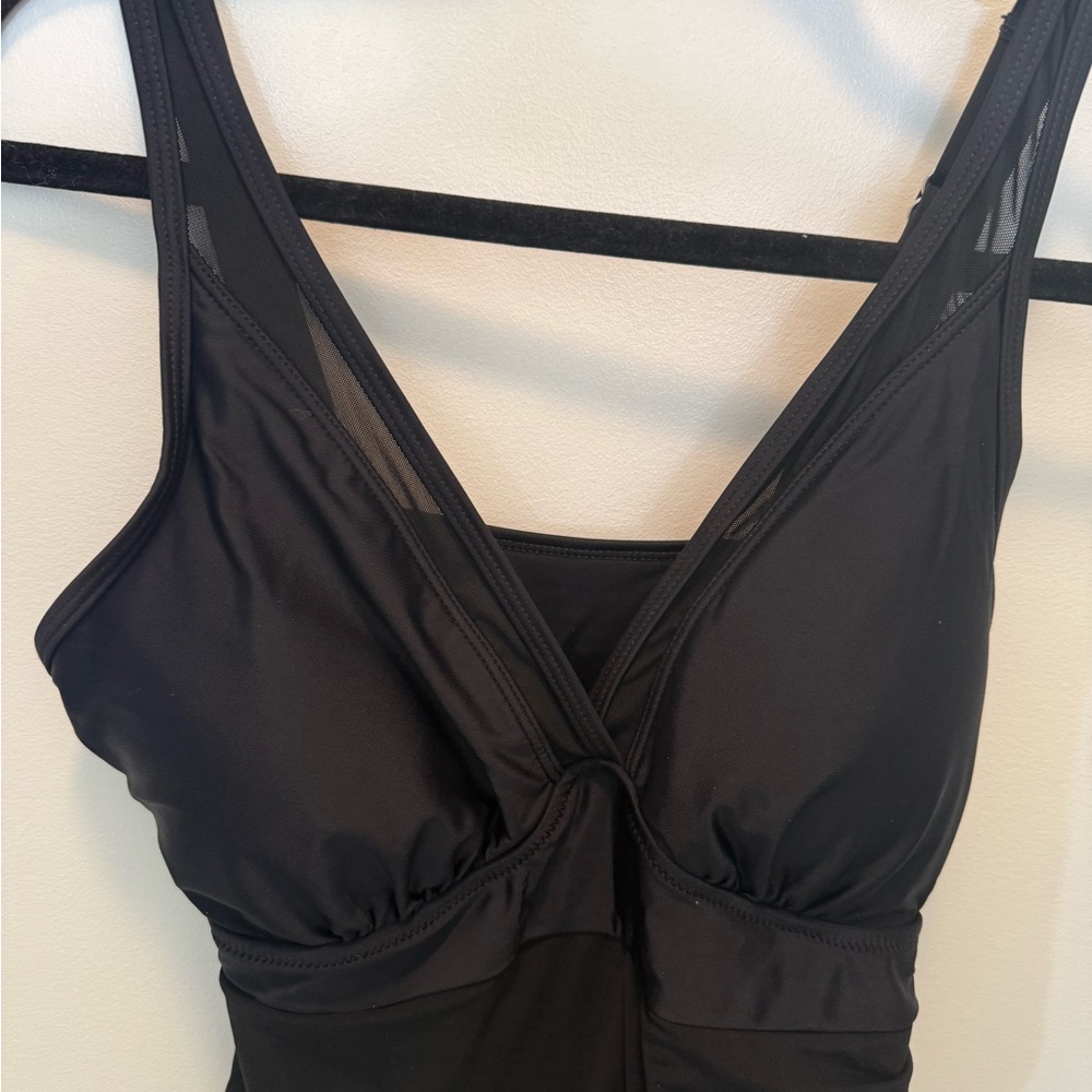 NWT Blooming Jelly One Piece Bathing Suit in Black - Size L - Picture 9 of 16